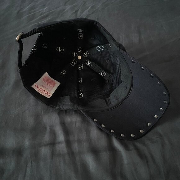 VALENTINO ROCKSTUD COTTON BASEBALL CAP WITH STUD APPLIQUÉ - Picture 5 of 10